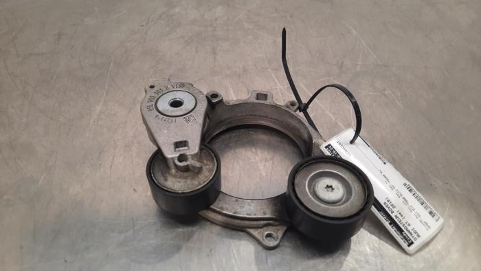 Used Alternator upper bracket Audi A7 Sportback (4KA) 2.0 40 TDI Mild Hybrid Quattro Price € 133,10 Inclusive VAT offered by Autohandel Didier