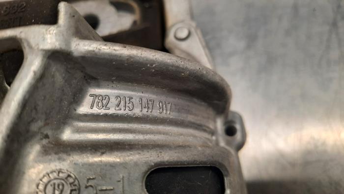 Engine mount from a Audi A7 Sportback (4KA) 2.0 40 TDI Mild Hybrid Quattro 2019