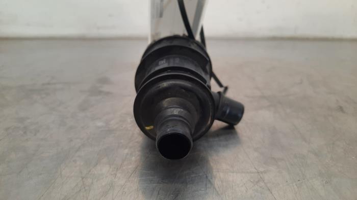 Thermostat van een Renault Austral 1.2 E-Tech Hybrid 200 2023