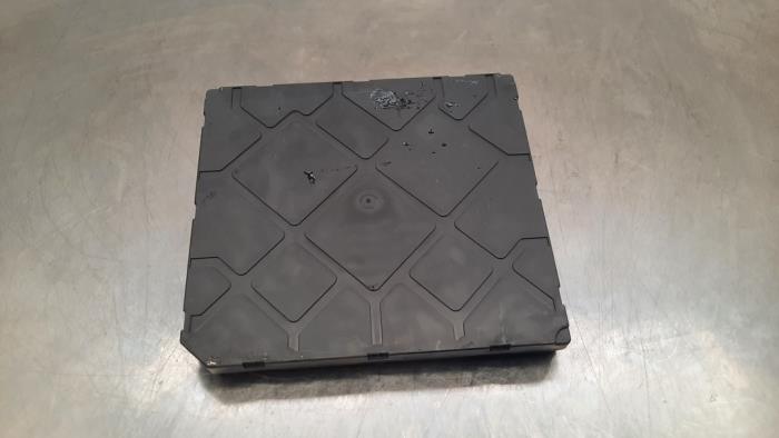 Body control computer from a Volkswagen Golf VII (AUA) 2.0 GTD 16V 2017