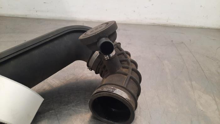 Air intake hose Landrover Defender I 2.5 TD5 - 4614625999