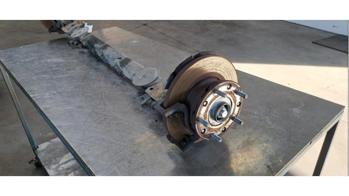 Bakre drivaxel från en Ford Transit 2.0 TDCi 16V Eco Blue 130 2022