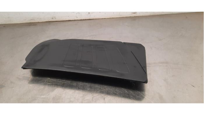 Gebrauchte Abdeckblech Motor Mercedes GLE Coupe (C167) 400 e 2.0 16V 4-Matic Preis € 30,25 Mit Mehrwertsteuer angeboten von Autohandel Didier