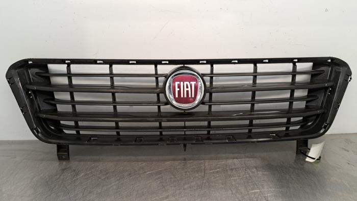 Gebrauchte Grill Fiat Ducato (250) 2.3 D 150 Multijet Preis € 163,35 Mit Mehrwertsteuer angeboten von Autohandel Didier