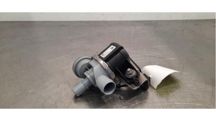 Renoverade Extra vattenpump Mercedes GLE Coupe (C167) 400 e 2.0 16V 4-Matic Pris € 102,85 Inklusive moms erbjuds av Autohandel Didier