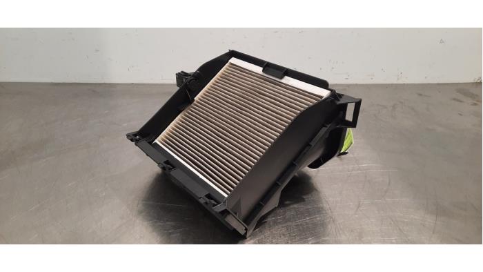 Begagnade Luftfilter Mercedes GLE Coupe (C167) 400 e 2.0 16V 4-Matic Pris € 30,25 Inklusive moms erbjuds av Autohandel Didier