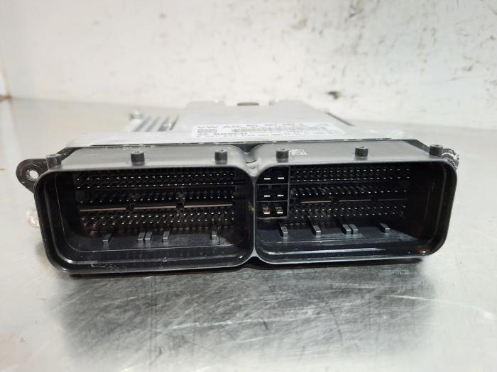 Used Engine management computer Skoda Karoq 2.0 TDI SCR Price € 266,20 Inclusive VAT offered by Autohandel Didier