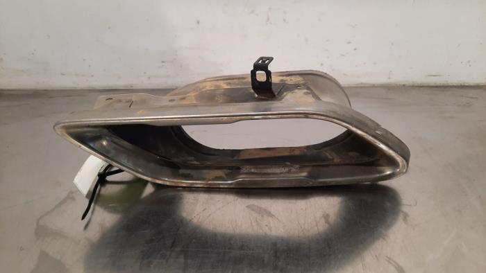 Begagnade Diffuser, bakre stötfångare BMW 8 serie (G15) M850i xDrive Twin Turbo V8 32V Pris € 60,50 Inklusive moms erbjuds av Autohandel Didier