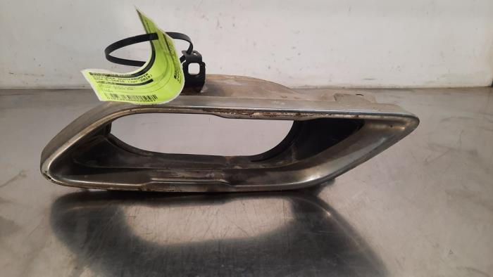 Begagnade Diffuser, bakre stötfångare BMW 8 serie (G15) M850i xDrive Twin Turbo V8 32V Pris € 60,50 Inklusive moms erbjuds av Autohandel Didier