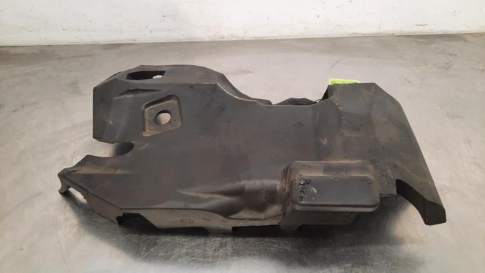 Gebrauchte Abdeckblech Motor Landrover Discovery Sport (LC) 2.0 Si4 16V Preis € 30,25 Mit Mehrwertsteuer angeboten von Autohandel Didier