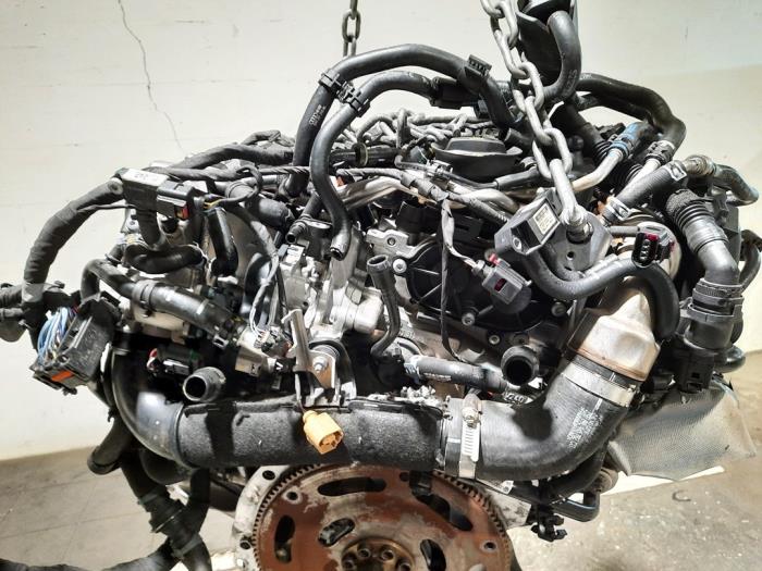 Engine Audi A4 Avant 2.0 40 TDI 16V - 04L100091C DETA