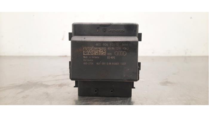 Usagé Module pompe carburant Audi Q8 (4MN) 3.0 V6 24V 50 TDI Mild Hybrid Quattro Prix € 60,50 Prix TTC proposé par Autohandel Didier