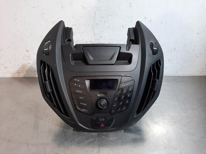 Używane Radio Ford Transit Courier 1.0 Ti-VCT EcoBoost 12V Cena € 199,65 Z VAT oferowane przez Autohandel Didier