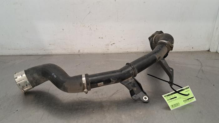 Gebrauchte Intercooler Rohr Volvo XC40 (XZ) 1.5 T3 12V Preis € 96,80 Mit Mehrwertsteuer angeboten von Autohandel Didier