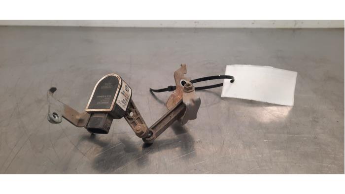 Xenon height adjustment Volvo XC40 1.5 T3 12V - 32221477