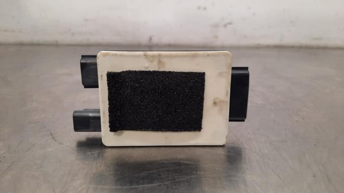Usagé Module pompe carburant Renault Master III (FV) 2.3 dCi 135 16V FWD Prix € 60,50 Prix TTC proposé par Autohandel Didier