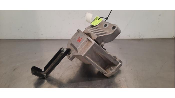 Used Engine mount Jeep Compass II (MP) 1.3 T4 150 16V Price € 42,35 Inclusive VAT offered by Autohandel Didier