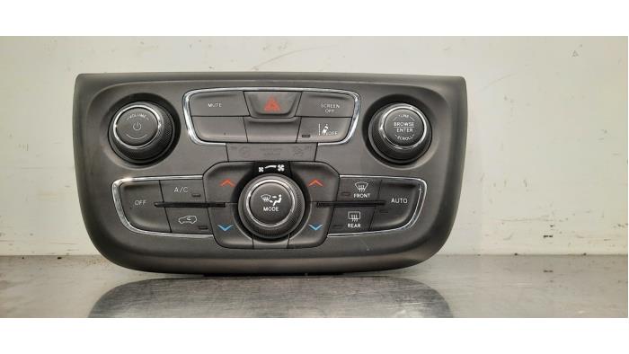 Gebrauchte Klimabedienteil Jeep Compass II (MP) 1.3 T4 150 16V Preis € 102,85 Mit Mehrwertsteuer angeboten von Autohandel Didier