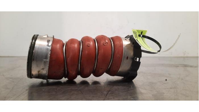 Gebrauchte Intercooler Schlauch BMW X6 (F16) xDrive40d 3.0 24V Preis € 48,40 Mit Mehrwertsteuer angeboten von Autohandel Didier