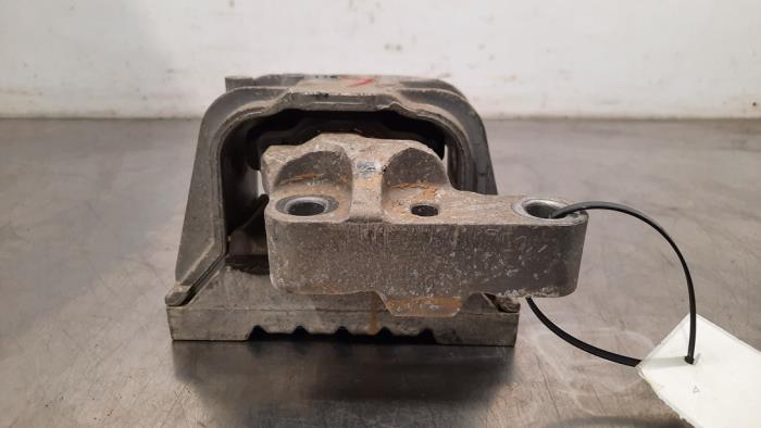 Used Engine mount Volkswagen Beetle (16AB) 1.2 TSI 16V Price € 36,30 Inclusive VAT offered by Autohandel Didier