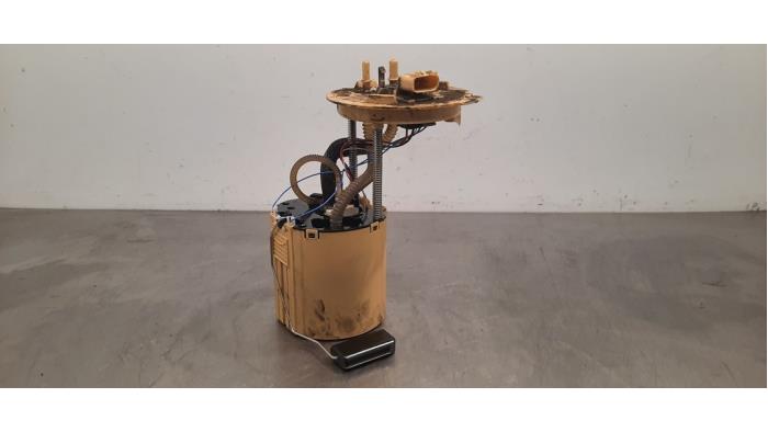 Usagé Pompe à carburant Opel Astra K 1.5 CDTi 122 12V Prix € 48,40 Prix TTC proposé par Autohandel Didier