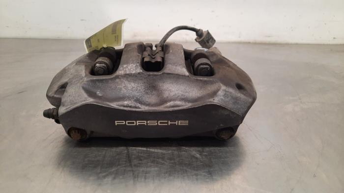 Gebrauchte Bremszange rechts hinten Porsche Cayenne II (92A) 3.0 D V6 24V Preis € 199,65 Mit Mehrwertsteuer angeboten von Autohandel Didier