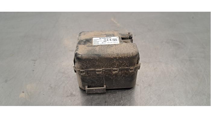 Używane Glosnik VESS Volvo XC90 II 2.0 T8 16V eAWD Cena € 24,20 Z VAT oferowane przez Autohandel Didier