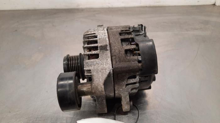 Dynamo från en Ford Transit Custom 2.0 TDCi 16V Eco Blue 130 2022