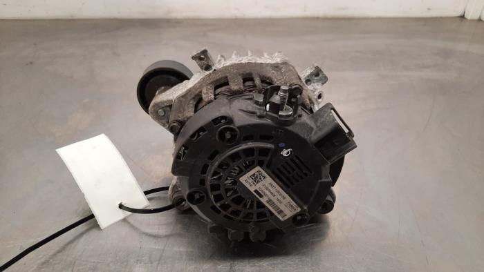 Dynamo från en Ford Transit Custom 2.0 TDCi 16V Eco Blue 130 2022
