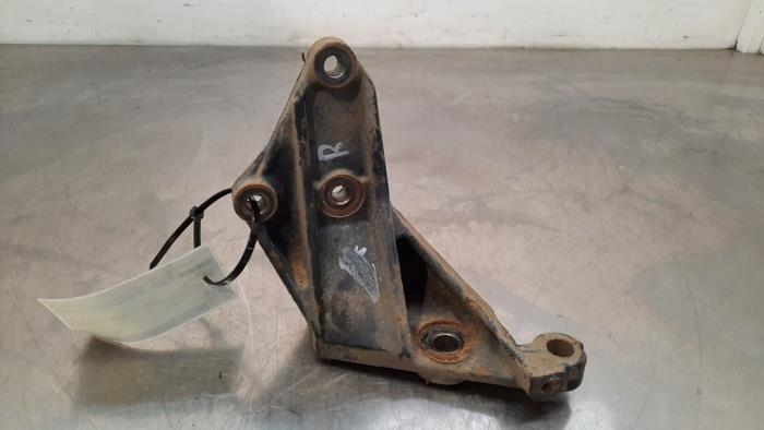 Used Engine mount Iveco New Daily VI 50C18, 60C18 Price € 24,20 Inclusive VAT offered by Autohandel Didier