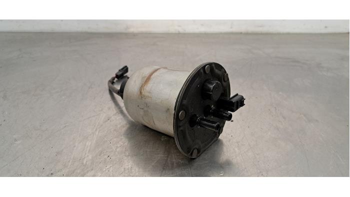 Gebrauchte Kraftstofffilter Renault Kangoo Express (RFK) 1.5 Blue dCi 95 Preis € 36,30 Mit Mehrwertsteuer angeboten von Autohandel Didier