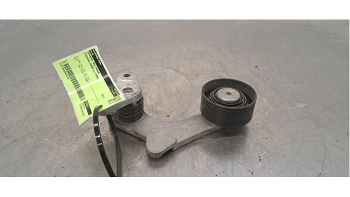 Usados Rodillo tensor correa múltiple Hyundai Ioniq 1.6 GDI 16V Hybrid Precio € 30,25 IVA incluido ofrecido por Autohandel Didier