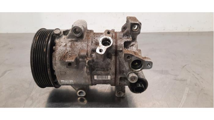 Compresseur de clim Toyota RAV4 (A4), 2012 / 2019 2.0 D-4D 16V 4x2, 4x4, Diesel, 1,998cc, 91kW (124pk), FWD, 1ADFTV; EURO4, 2012-12 / 2018-11, ALA40 (Occasion)