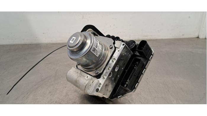 Usagé Servo frein BMW X5 (G05) xDrive 45 e iPerformance 3.0 24V Prix € 665,50 Prix TTC proposé par Autohandel Didier