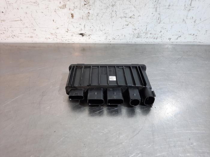 Gebrauchte Stromverteiler BMW X2 (F39) xDrive 18d 2.0 16V Preis € 36,30 Mit Mehrwertsteuer angeboten von Autohandel Didier