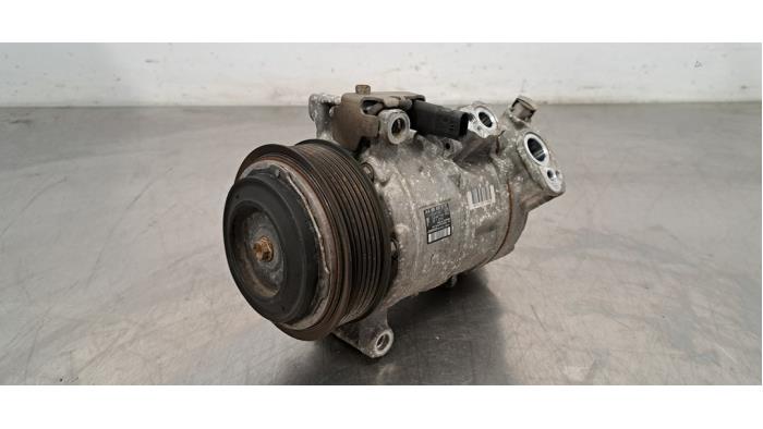 Gebrauchte Klimapumpe Mercedes C (W205) C-200 1.6 CDI BlueTEC, C-200 d 16V Preis € 199,65 Mit Mehrwertsteuer angeboten von Autohandel Didier