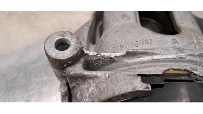 Engine mount from a Audi A6 Avant (C8) 3.0 V6 24V 50 TDI Mild Hybrid Quattro 2020