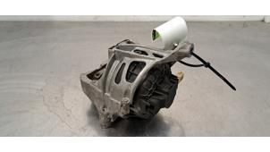 Engine mount from a Audi A6 Avant (C8) 3.0 V6 24V 50 TDI Mild Hybrid Quattro 2020