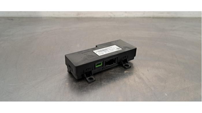 Usados Módulo Bluetooth Citroen Berlingo 1.5 BlueHDi 100 Precio € 36,30 IVA incluido ofrecido por Autohandel Didier