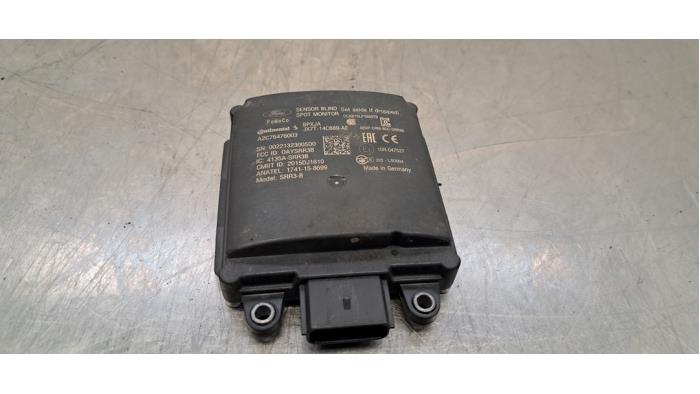 Begagnade Radarsensor Ford Focus 4 Wagon 1.0 Ti-VCT EcoBoost 12V 125 Pris € 163,35 Inklusive moms erbjuds av Autohandel Didier
