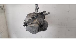 Getriebe van een Peugeot 208 II (UB/UH/UP) 1.2 Vti 12V PureTech 75 2022