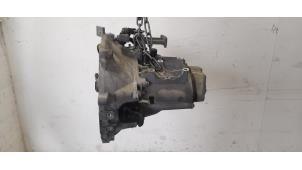Getriebe van een Peugeot 208 II (UB/UH/UP) 1.2 Vti 12V PureTech 75 2022