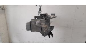 Getriebe van een Peugeot 208 II (UB/UH/UP) 1.2 Vti 12V PureTech 75 2022