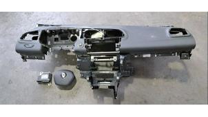 Usados Conjunto de airbags + salpicadero Renault Kadjar (RFEH) 1.2 Energy TCE 130 Precio € 1.028,50 IVA incluido ofrecido por Autohandel Didier