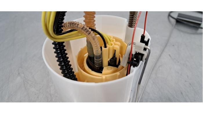 Pompe à carburant d'un Renault Master III (EV/HV/UV/VA/VB/VD/VF/VG/VJ) 2.3 dCi 165 16V FWD 2021