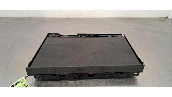 Begagnade Fällbord Renault Master III (EV/HV/UV/VA/VB/VD/VF/VG/VJ) 2.3 dCi 165 16V FWD Pris € 60,50 Inklusive moms erbjuds av Autohandel Didier
