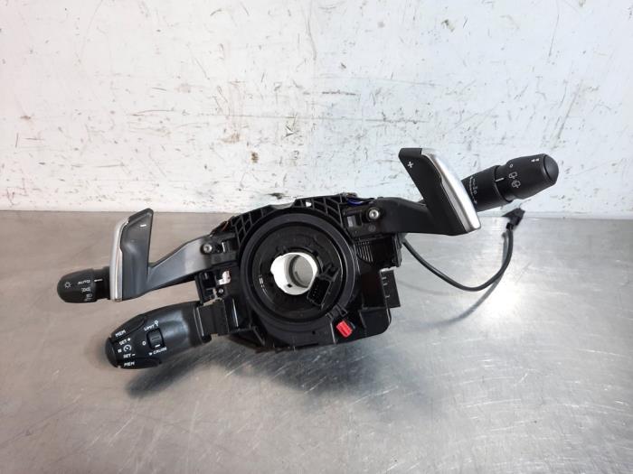 Usados Interruptor combinado de ventanillas Peugeot 208 II (UB/UH/UP) 1.2 Vti 12V PureTech 100 Precio € 133,10 IVA incluido ofrecido por Autohandel Didier