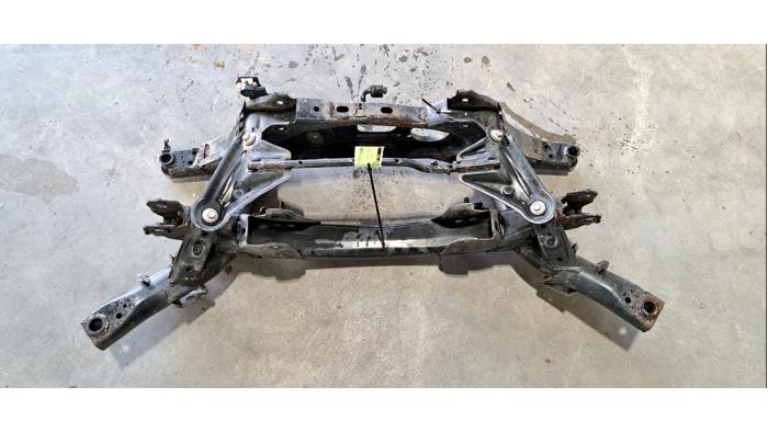 Usados Subchasis Lexus NX I (Z1) 300 2.0 16V Precio € 332,75 IVA incluido ofrecido por Autohandel Didier