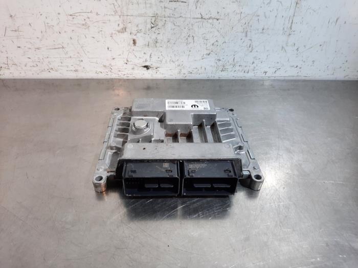 Used Engine management computer Jeep Compass II (MP) 1.3 4XE 190 Plug-in Hybrid 16V 4x4 Price € 266,20 Inclusive VAT offered by Autohandel Didier
