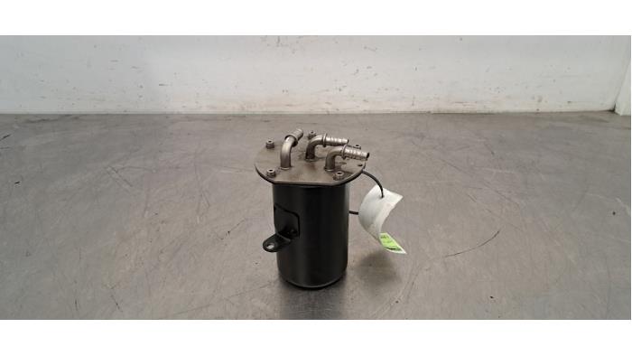 Begagnade Bränslefilter Porsche Cayenne II (92A) 3.0 D V6 24V Pris € 90,75 Inklusive moms erbjuds av Autohandel Didier